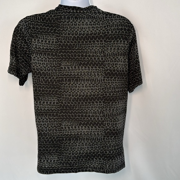 ❤️3/$30 Pittsburg Panthers Shirt - Picture 6 of 7